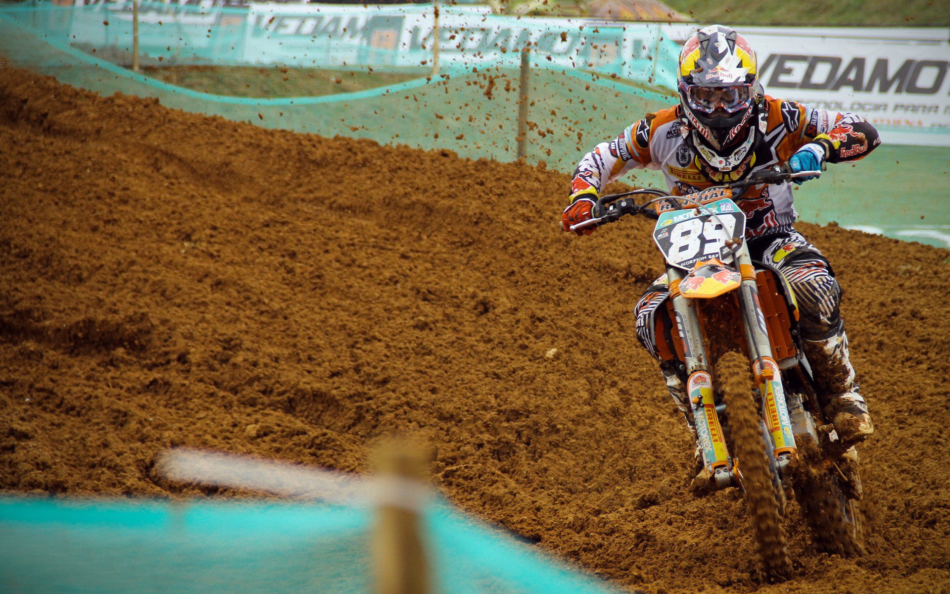 Duomi sports-足协杯战况：巴塞罗那防线稳固，波士顿凯尔特人进攻受阻，梅德韦杰夫成最佳  第2张