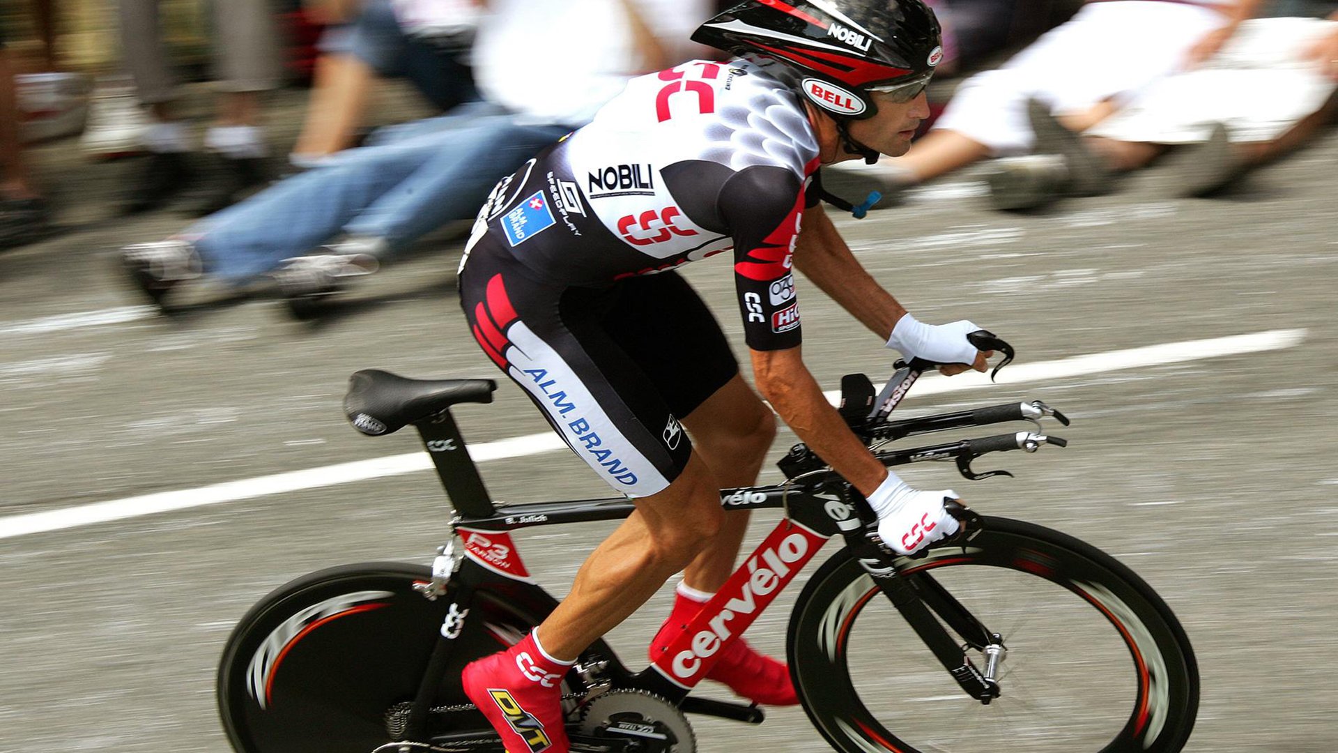 多米官网-NBA季后赛转会风云：AC米兰盯上锋线强援，文班亚马或成交易筹码